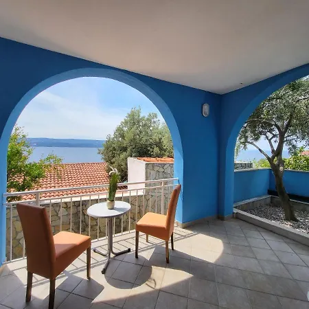 Blue Villa With Whirlpool, Bbq And Wifi Celina Exterior photo