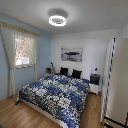 Blue Villa With Whirlpool, Bbq And Wifi Celina Exterior photo