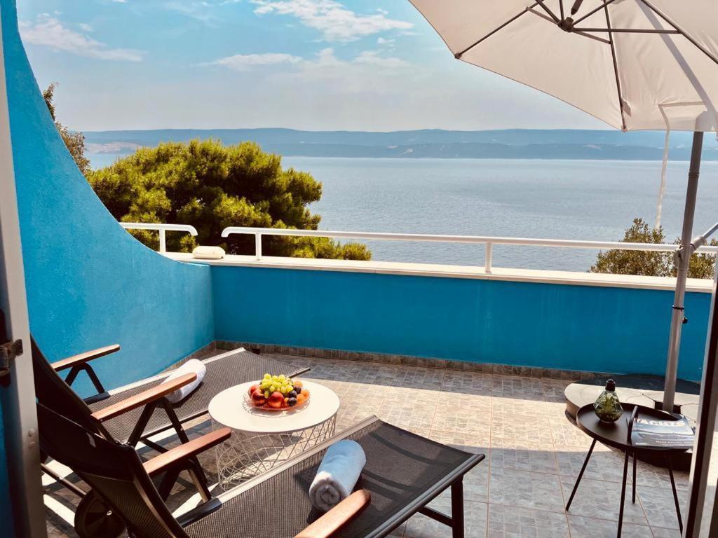 Blue With Whirlpool, Bbq And Wifi Celina
