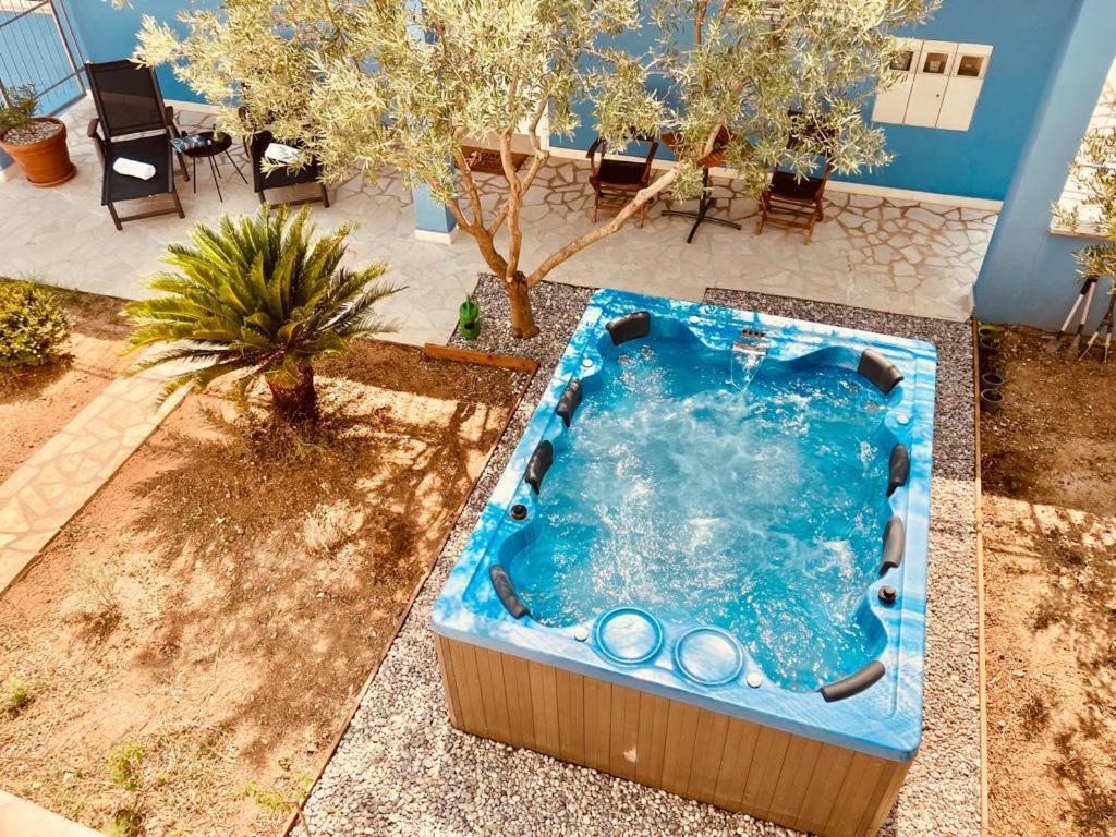 Villa Blue With Whirlpool, Bbq And Wifi Celina